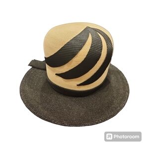 Vintage Doris Elegante Black and Cream Straw Hat
